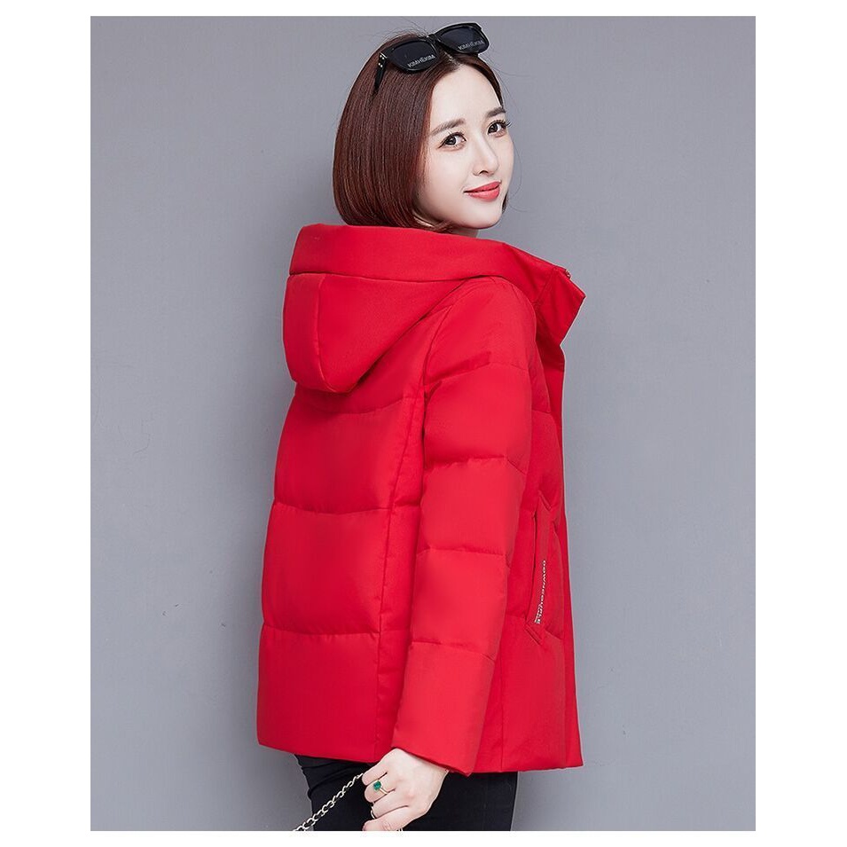 波司澄波羽登女士羽绒服短款冬装新款妈妈高档断码红色外套大牌剪