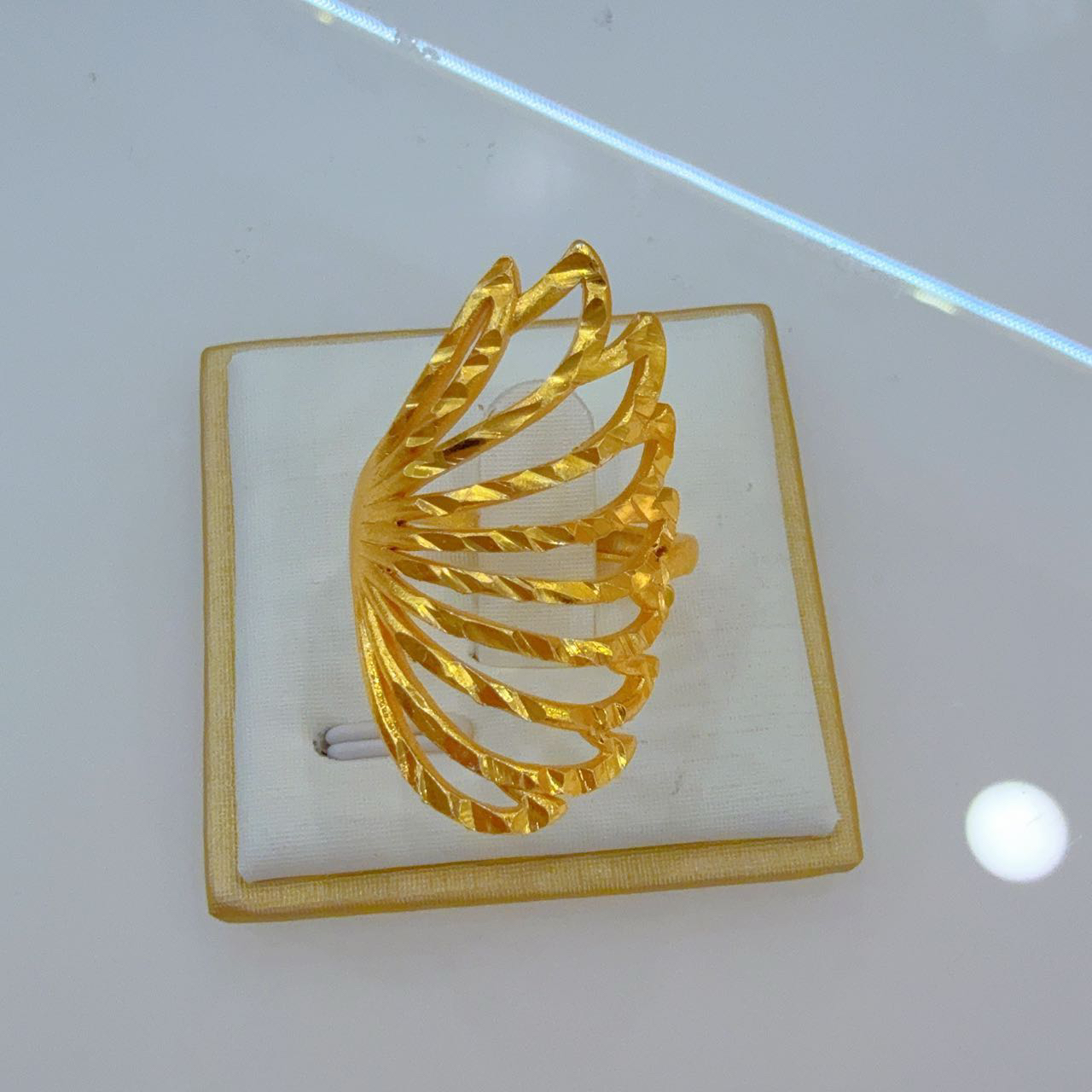 铜合金亚克力戒指 女士气质指环