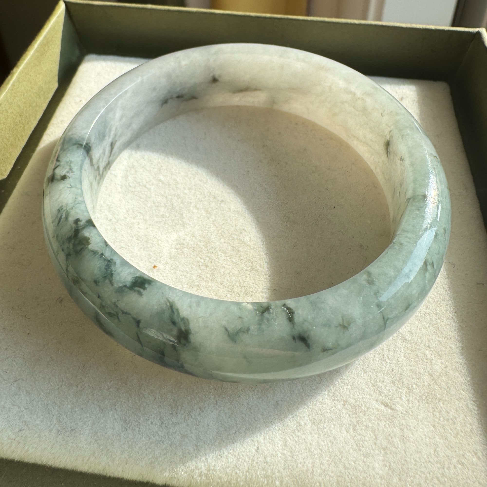 天然翡翠手镯56正圈宽版飘花飘蓝花轮胎镯D548  