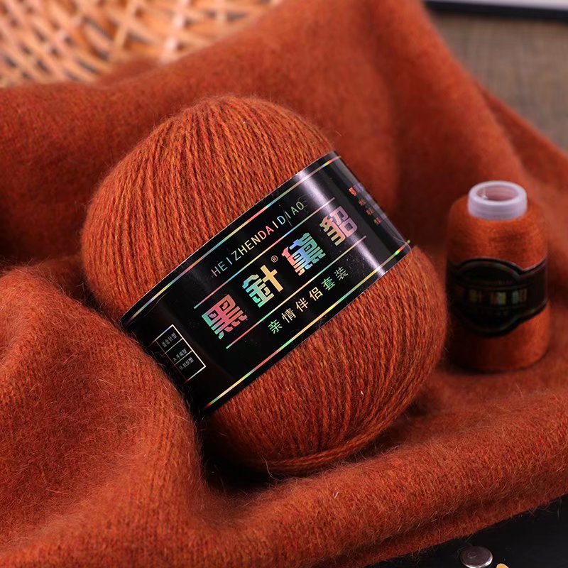 14支2股黑针黛貂采用新西兰进口原料制作而成的纱线手感蓬松软糯