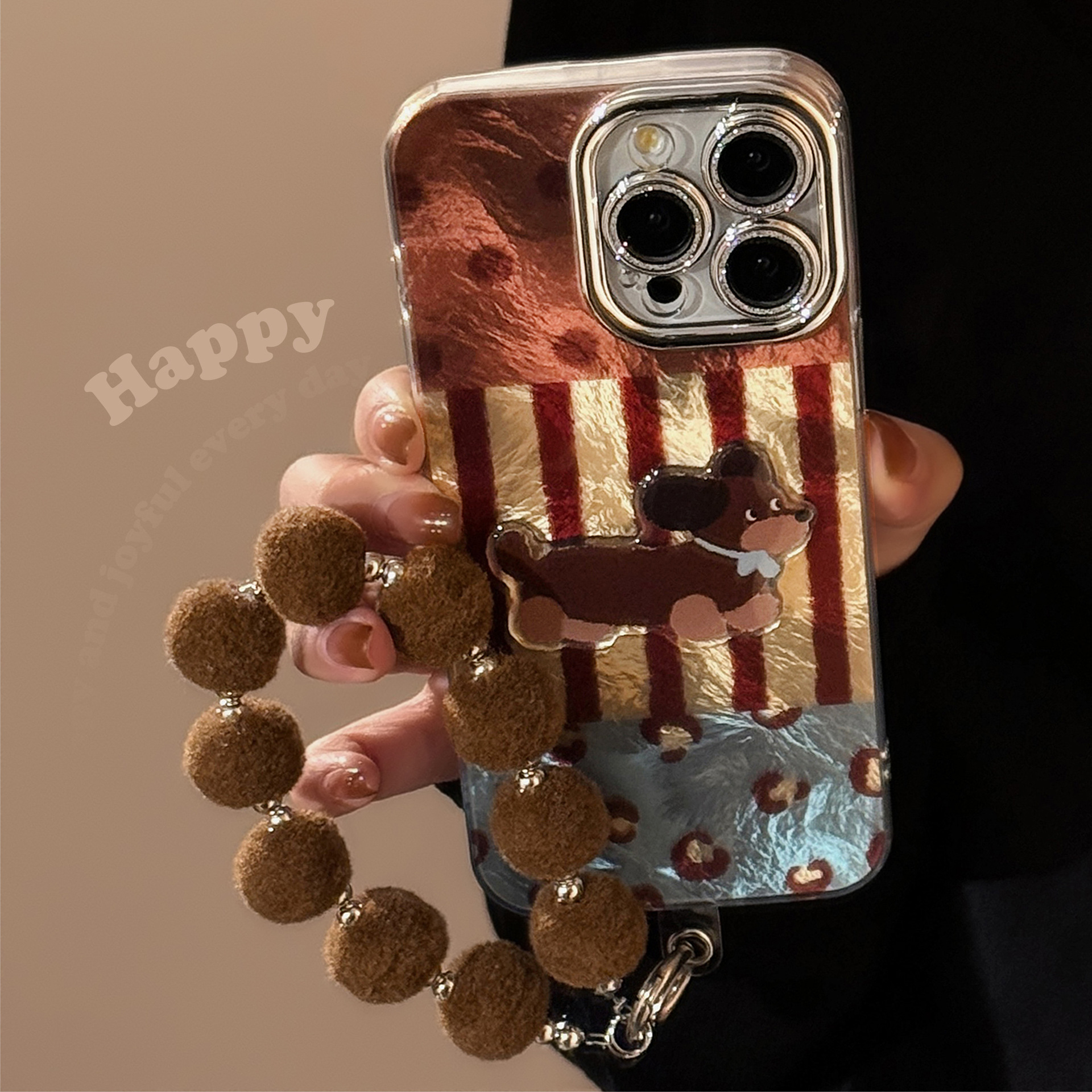 复古腊肠狗带镜头膜iphone16手机壳苹果15promax适用13毛绒挂绳14