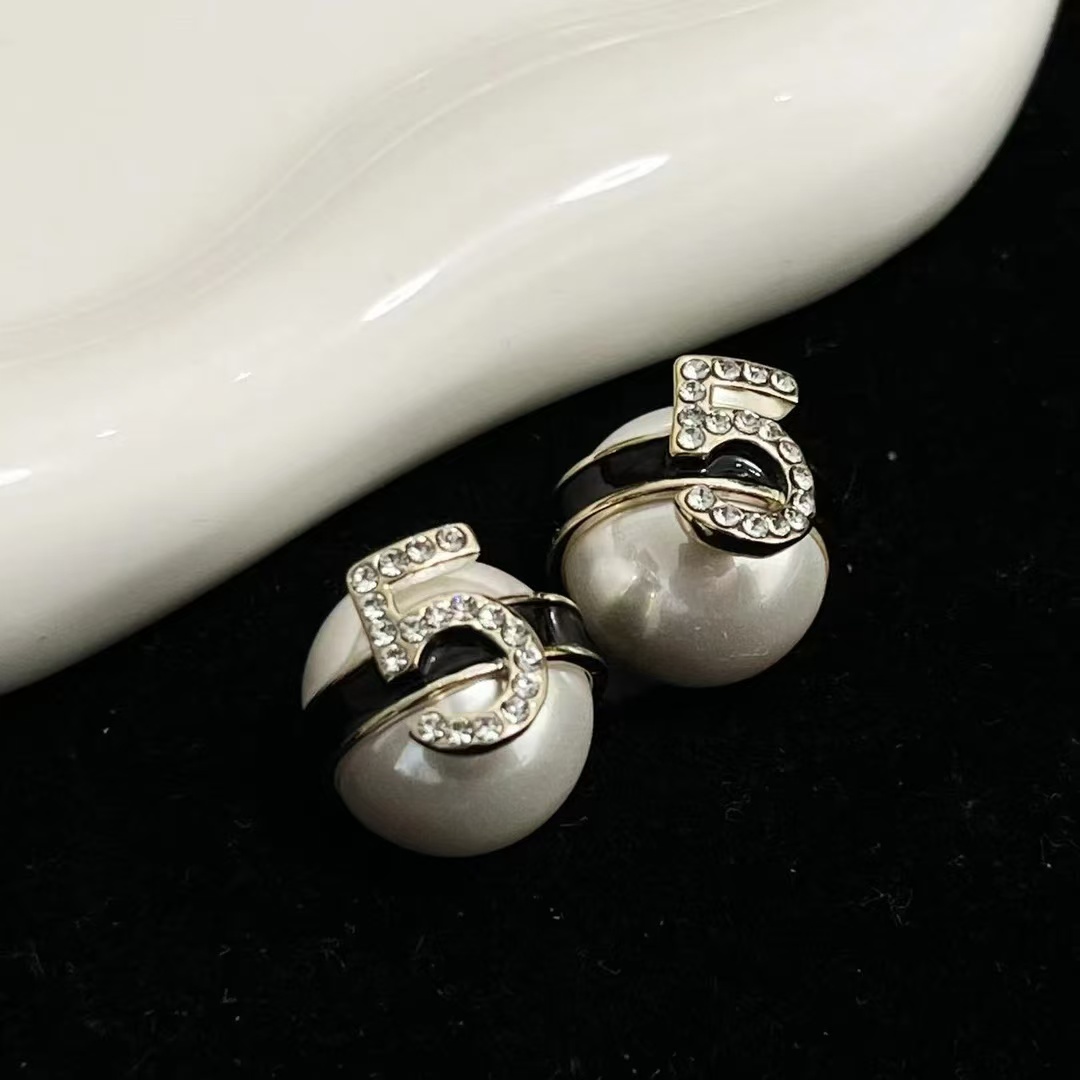 铜合金耳饰 毒饰高定  定制款镶钻5黑边珠珠耳饰KG8643