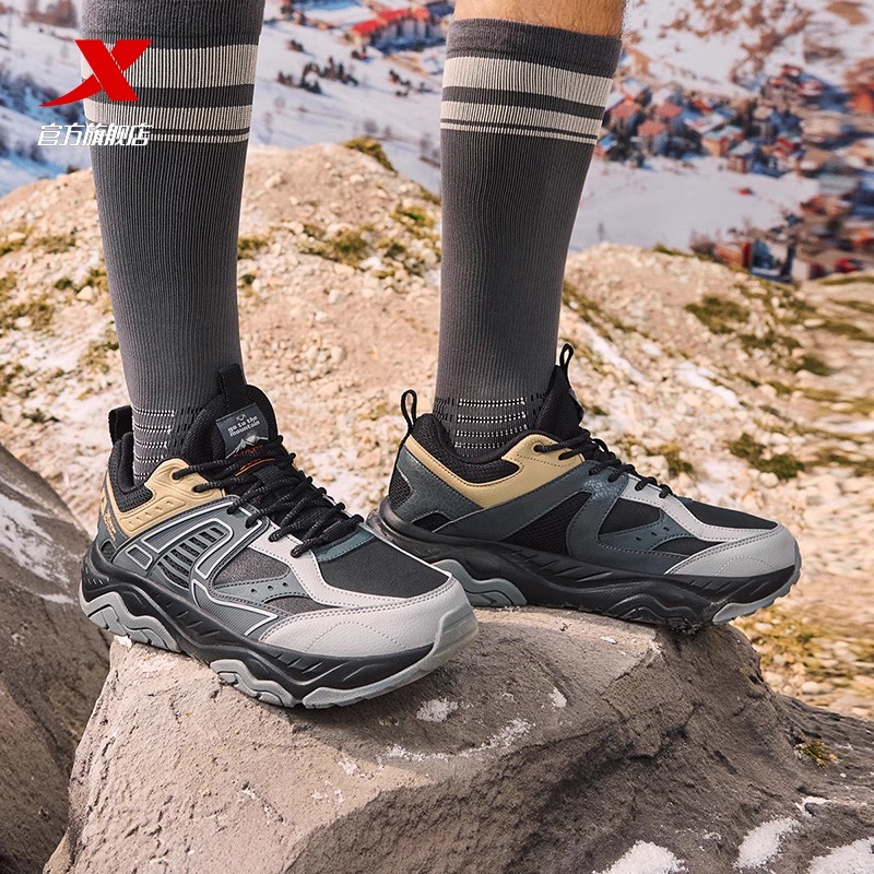 特步棉鞋男加绒保暖户外徒步二棉休闲鞋冬季新款男子跑步鞋