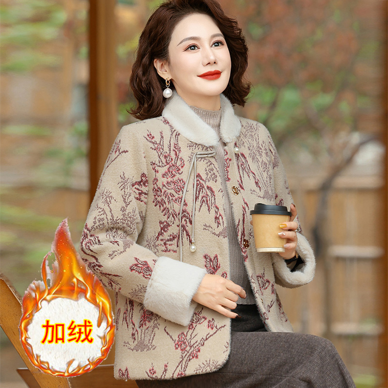 时尚中年妈妈冬装新中式水貂绒外套中老年女冬季洋气加绒加厚上衣