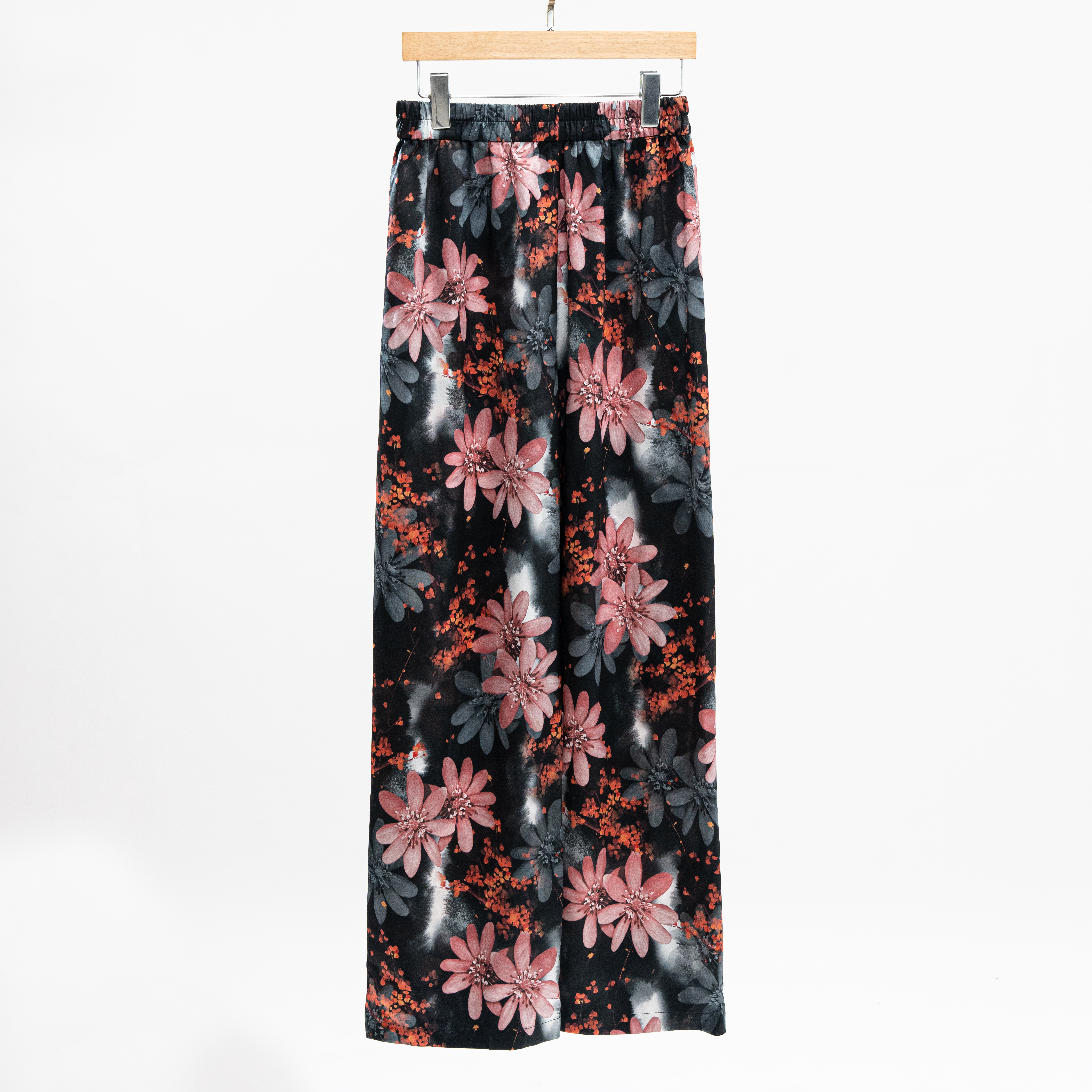 福利真丝养肤裤      