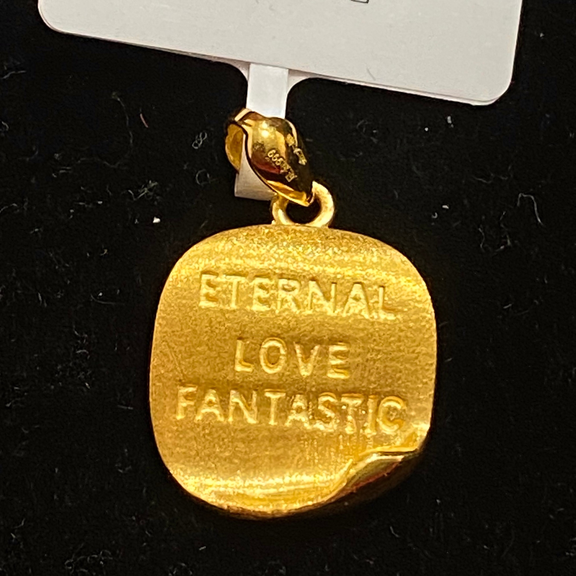 足金999字母牌吊坠4.34 4.18