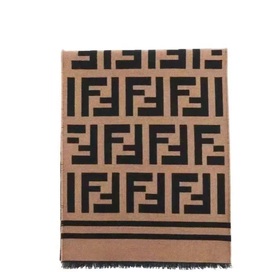 未使用 FENDI/芬迪 青奢荟/百搭经典秋冬围巾/