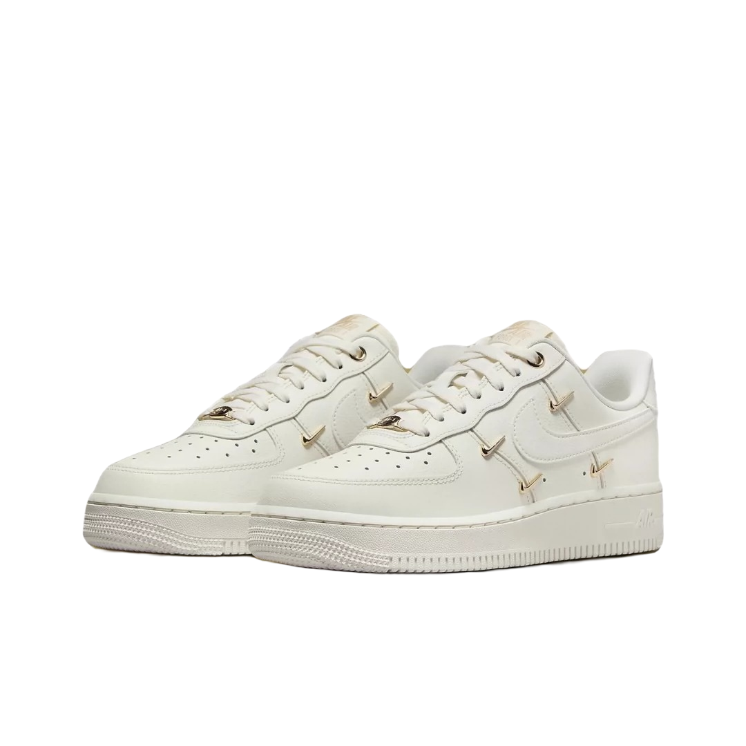nike耐克AF1四勾空军一号户外低帮女鞋运动鞋休闲鞋板鞋FV3654111