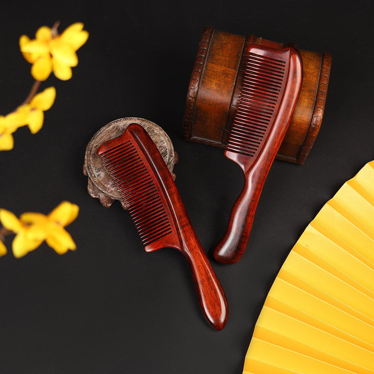 紫檀木梳子家用细齿适长短发按摩梳结婚实木红木梳子静电梳脱发梳
