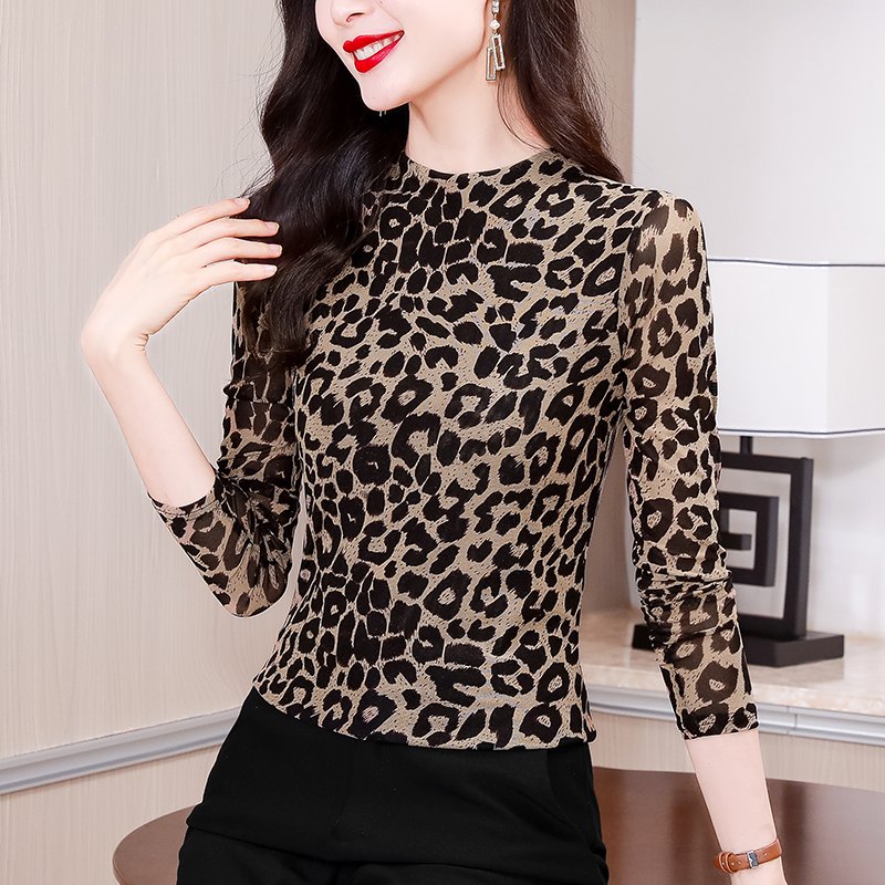 《美微推荐》2025豹纹印花上衣修身小衫洋气显气质时尚显瘦t恤女