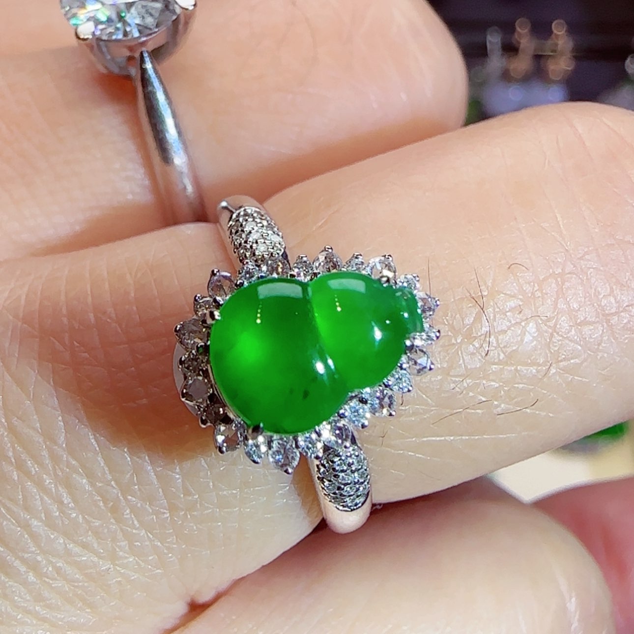 【闪购商品】翡翠戒指18K金镶嵌