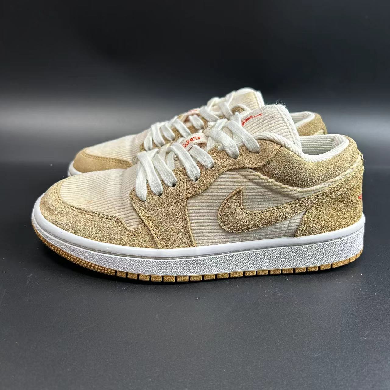 35.5码 AJ1 低帮 复古篮球鞋