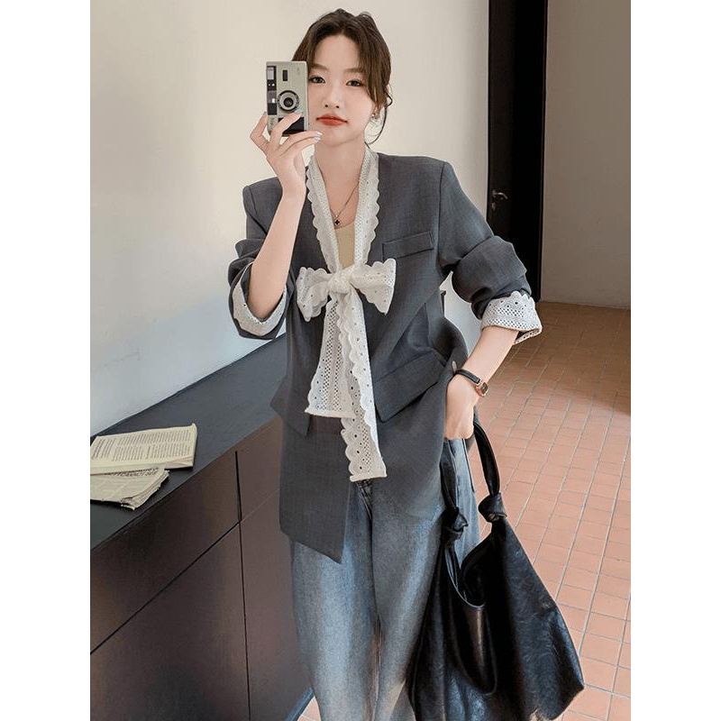 设计感蕾丝拼接西装外套女2024年秋季新款小个子休闲宽松气质上衣
