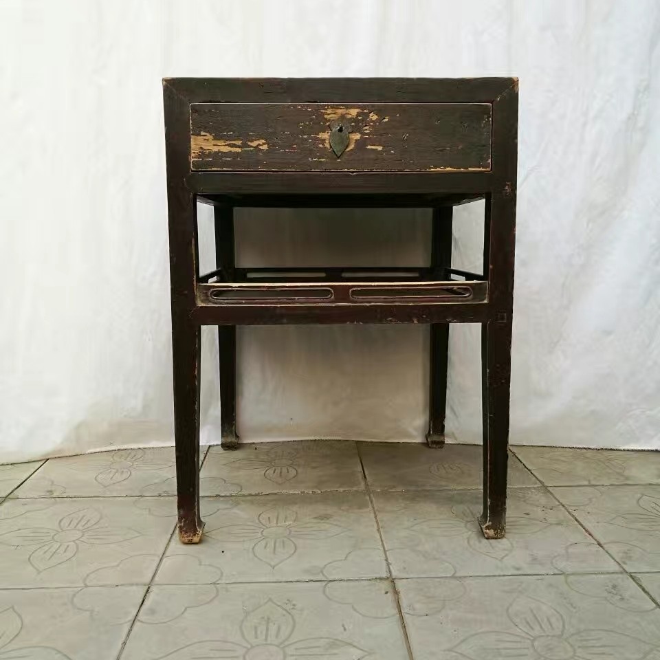 榆木古典客厅带拦水线茶桌。。