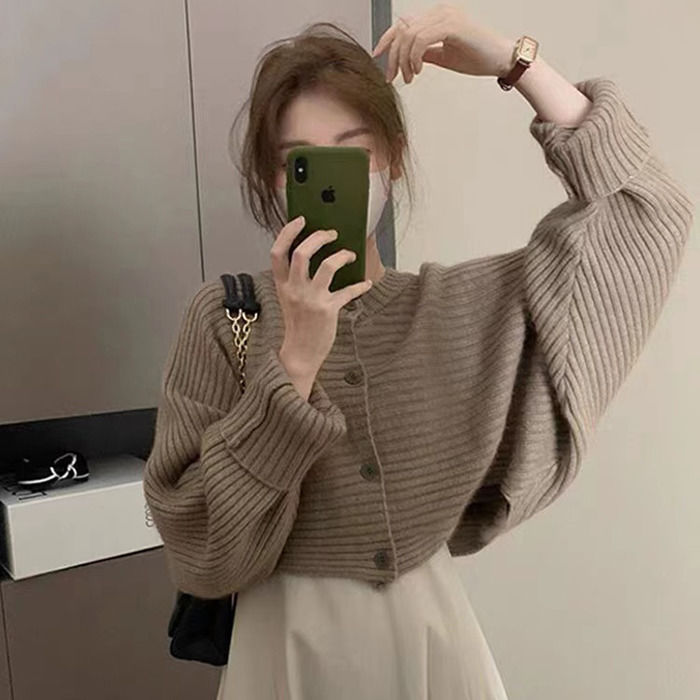 麦针织开衫毛衣女短外套秋季新款宽松气质小香风感蝙蝠袖上衣