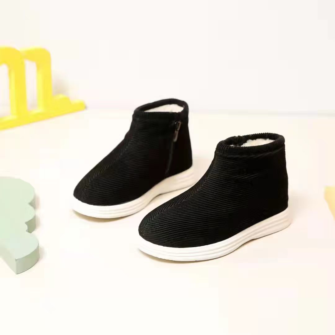 手工缝制加厚绒保暖居家棉鞋，男女老少都能穿的舒适保暖老棉鞋