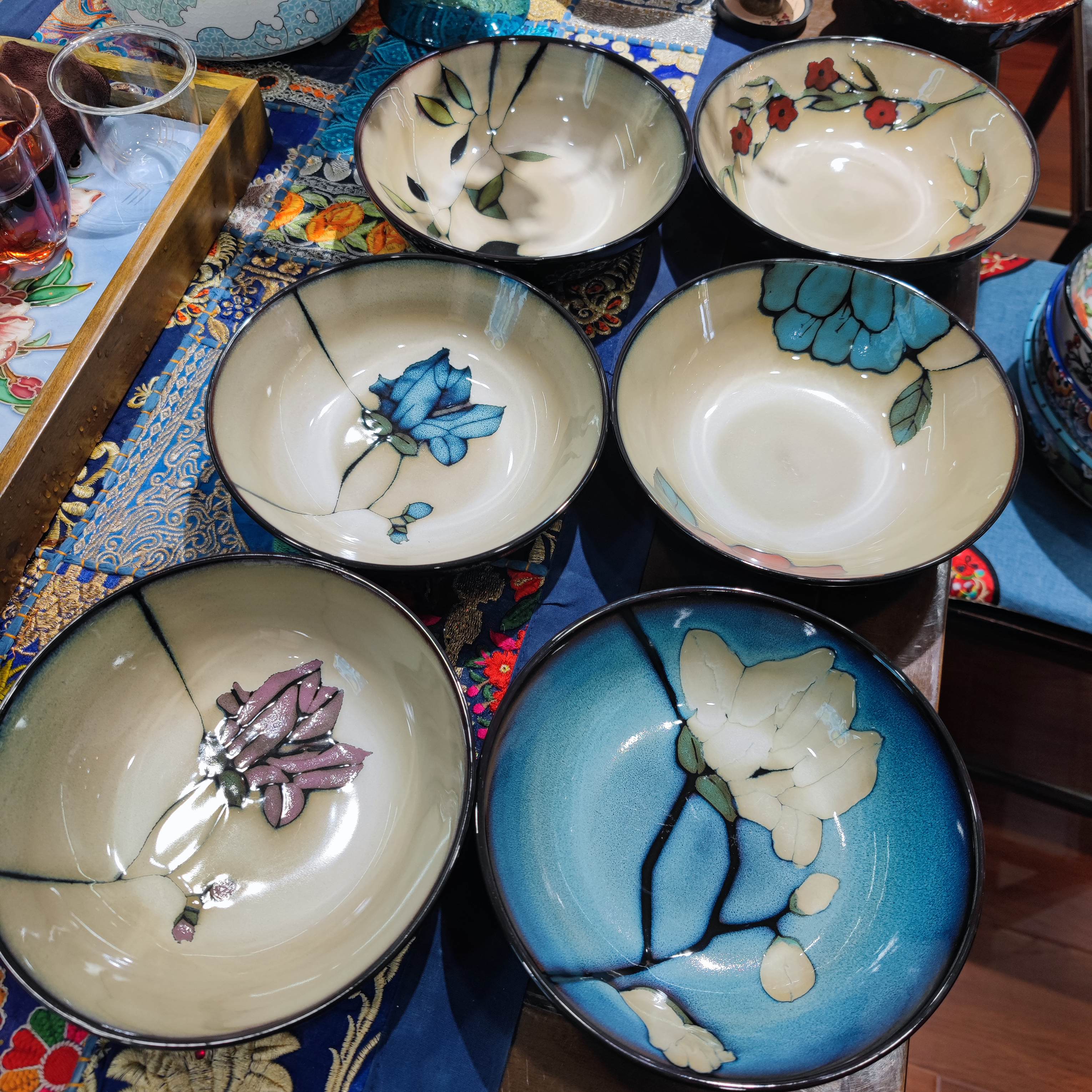 小可陶瓷玉泉大碗19-20厘米左右高温釉下彩手绘