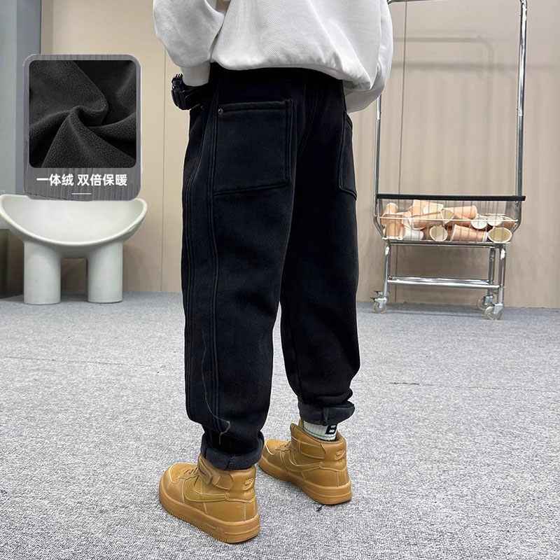 秋千坠男童加绒裤子冬款新款中大儿童冬季一体绒黑色牛仔裤加厚潮