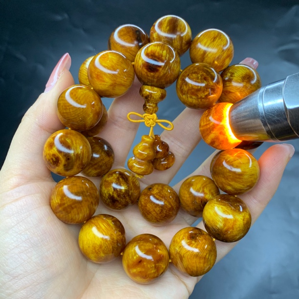 雷击木高油玉化瘤疤纹2.0尺寸男士文玩琥珀木手串