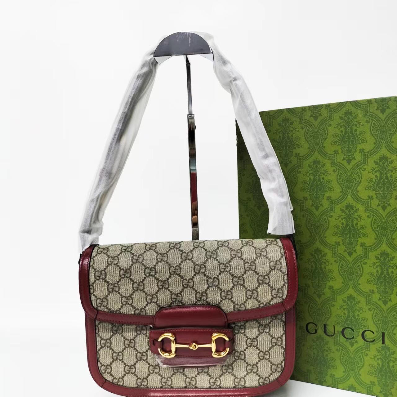 99新 其他 Gucci1955红色翻盖单肩斜挎包马衔扣卡其斜跨包中号