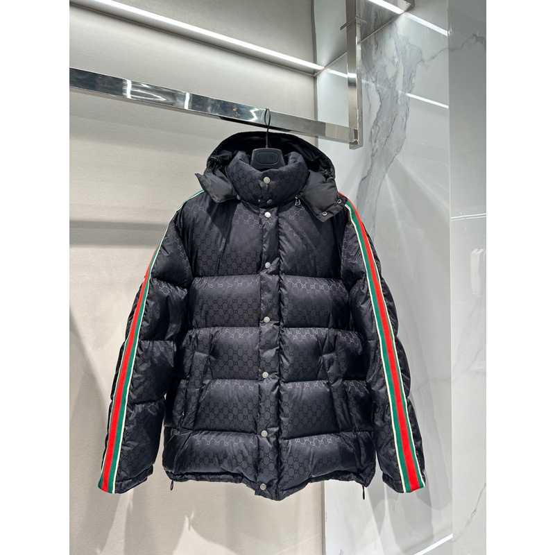 全新未使用Gucci古奇 男士中长款满字母花纹连帽羽绒服 715519