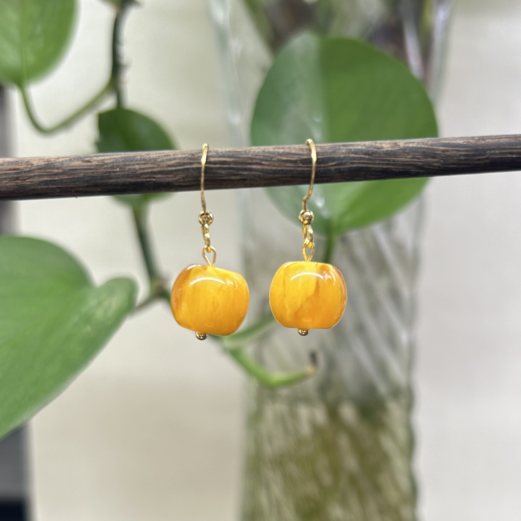 12M飘花蜡老型珠耳勾百搭时尚复古