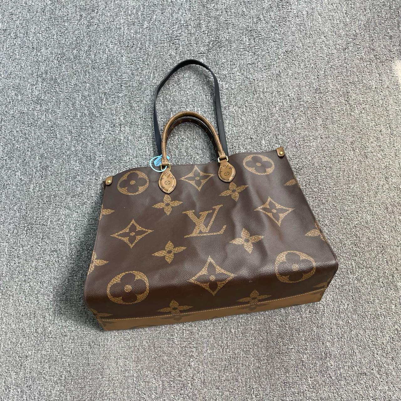 Louis Vuitton LV on the go 老花托特包 均码/95新/毒25599/无配