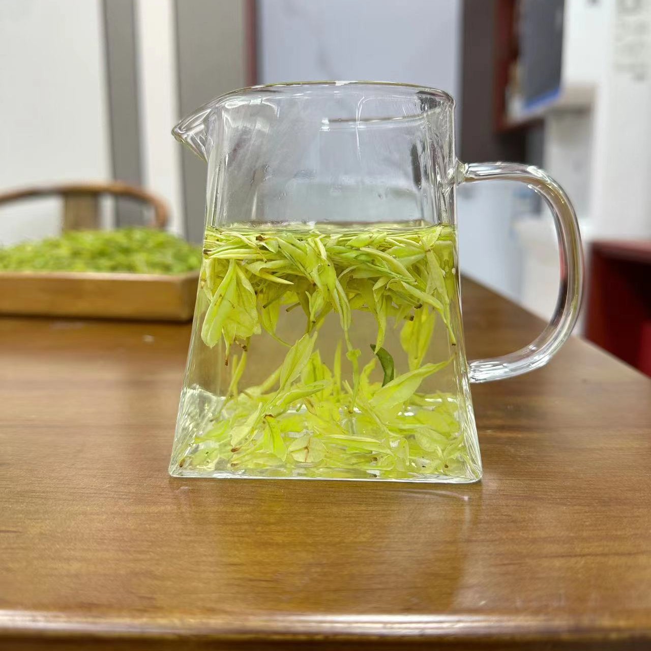 晗梅凝香202 5年新茶春茶安吉白茶特级花香型礼盒罐装茶叶250g