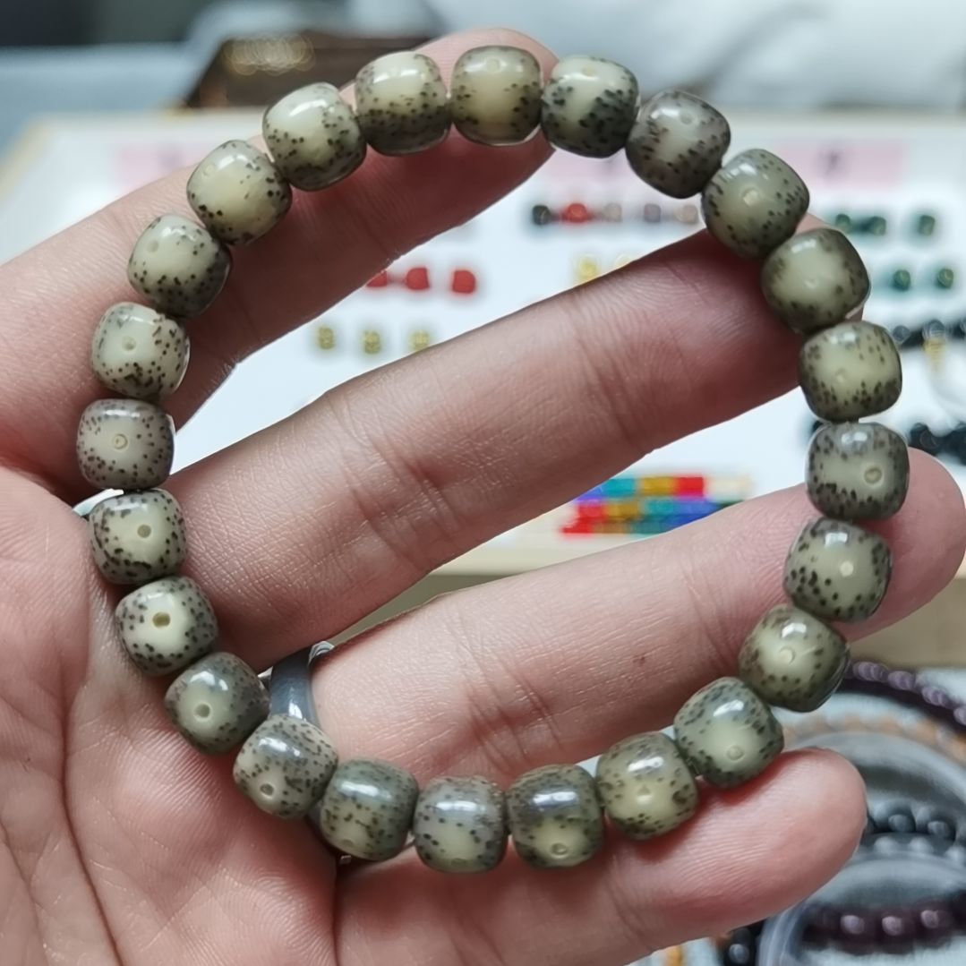 【闪购商品】星月菩提手串糯冰