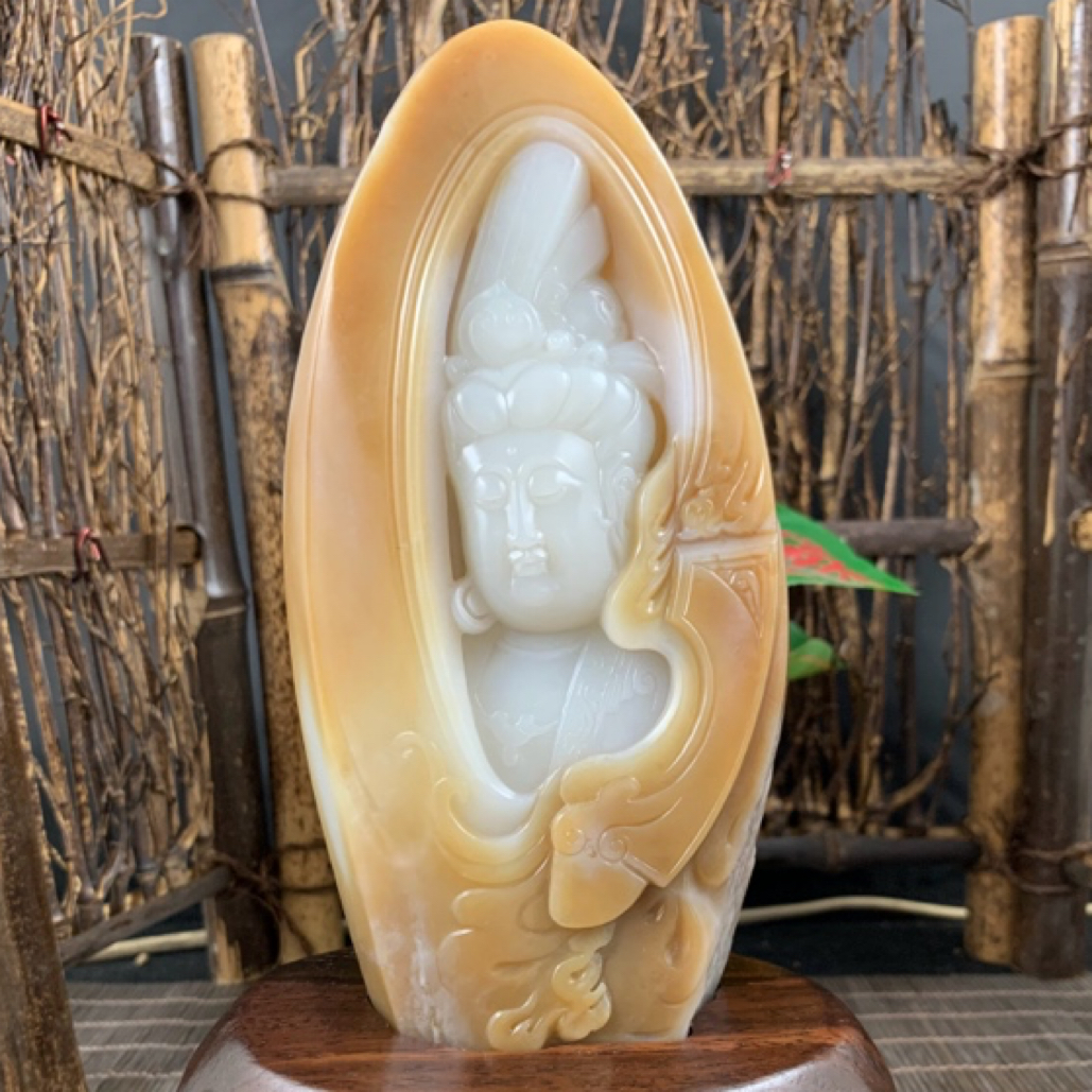 新疆且末糖白山料摆件观音