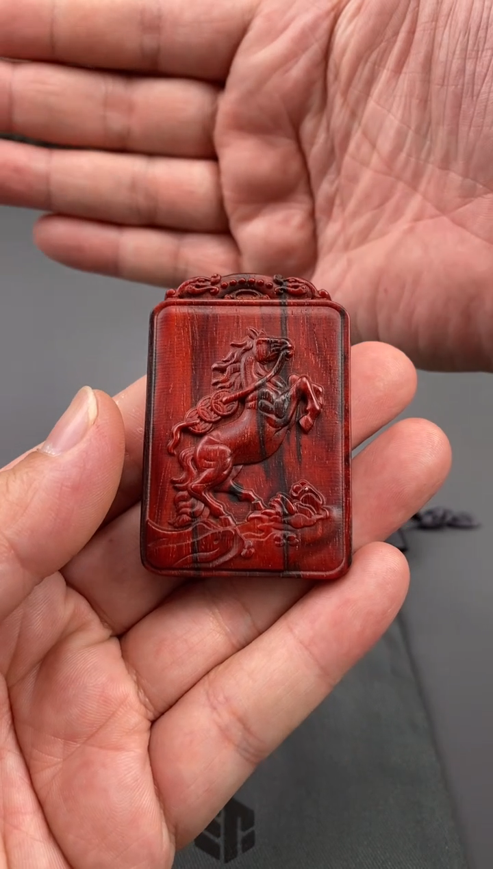 【闪购商品】檀香紫檀（小叶紫檀）无事牌印度小叶紫檀 马