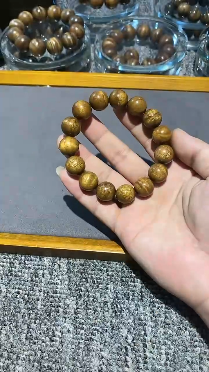 【闪购商品】金丝楠其他1.5带花款90