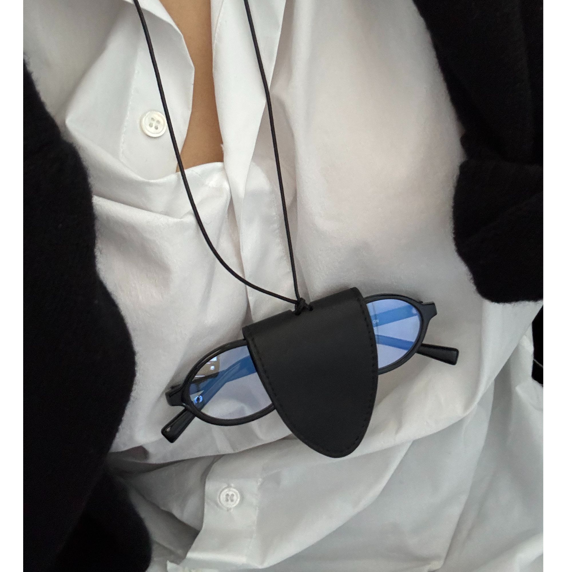 COCOLINDA | 黑色百搭个性眼镜扣包袋B2466