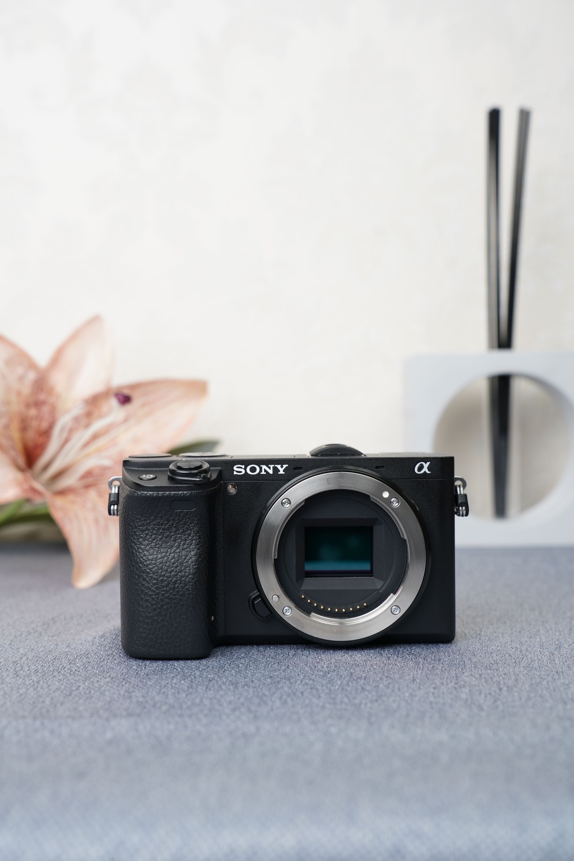 95新 Sony/索尼 索尼A6300微单相机高清照相机旅游学生入门级便携