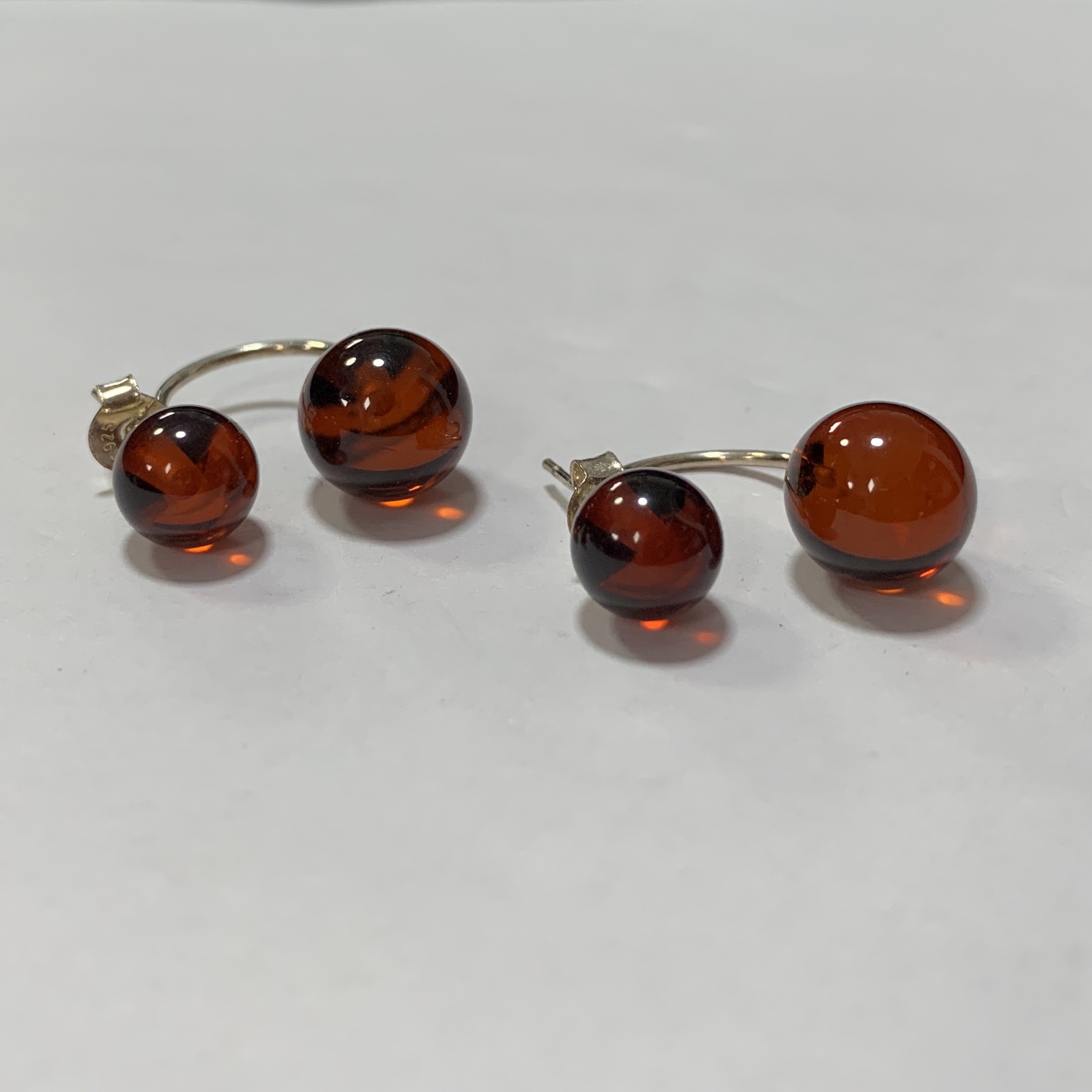 天然血珀耳环11mm+左右925银镶嵌气质女士时尚百搭精致耳勾耳钉