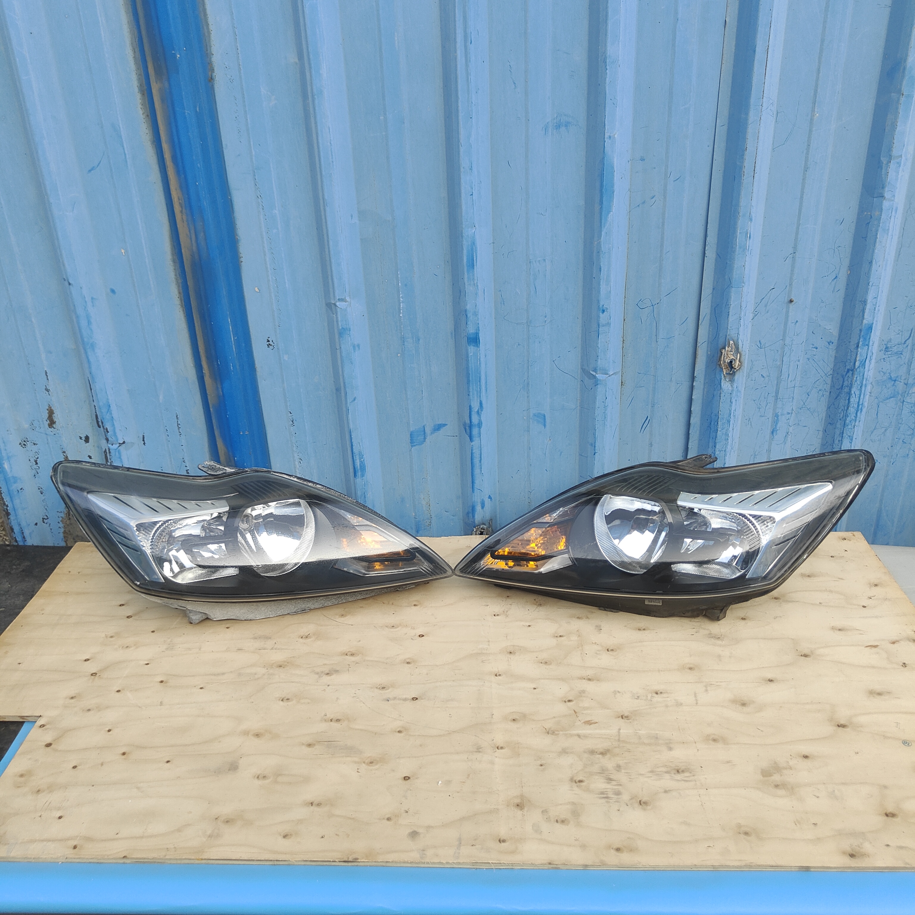 适用于09_11经典福克斯大灯前置照明灯前大灯