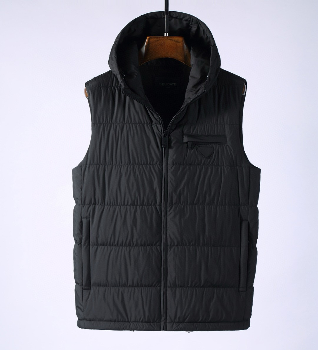 2025年羽绒无袖马甲10181ZHIPINDELICATE黑色时尚男士白鹅绒保暖