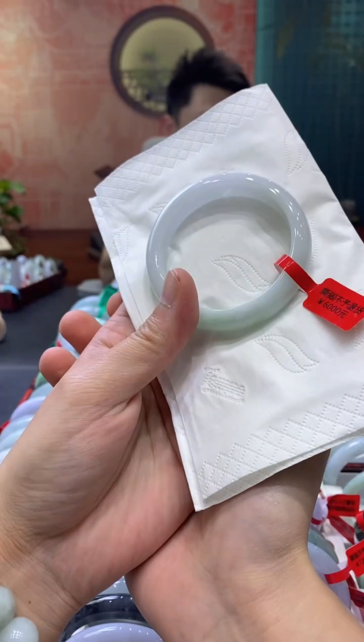【闪购商品】翡翠手镯未镶嵌00001297