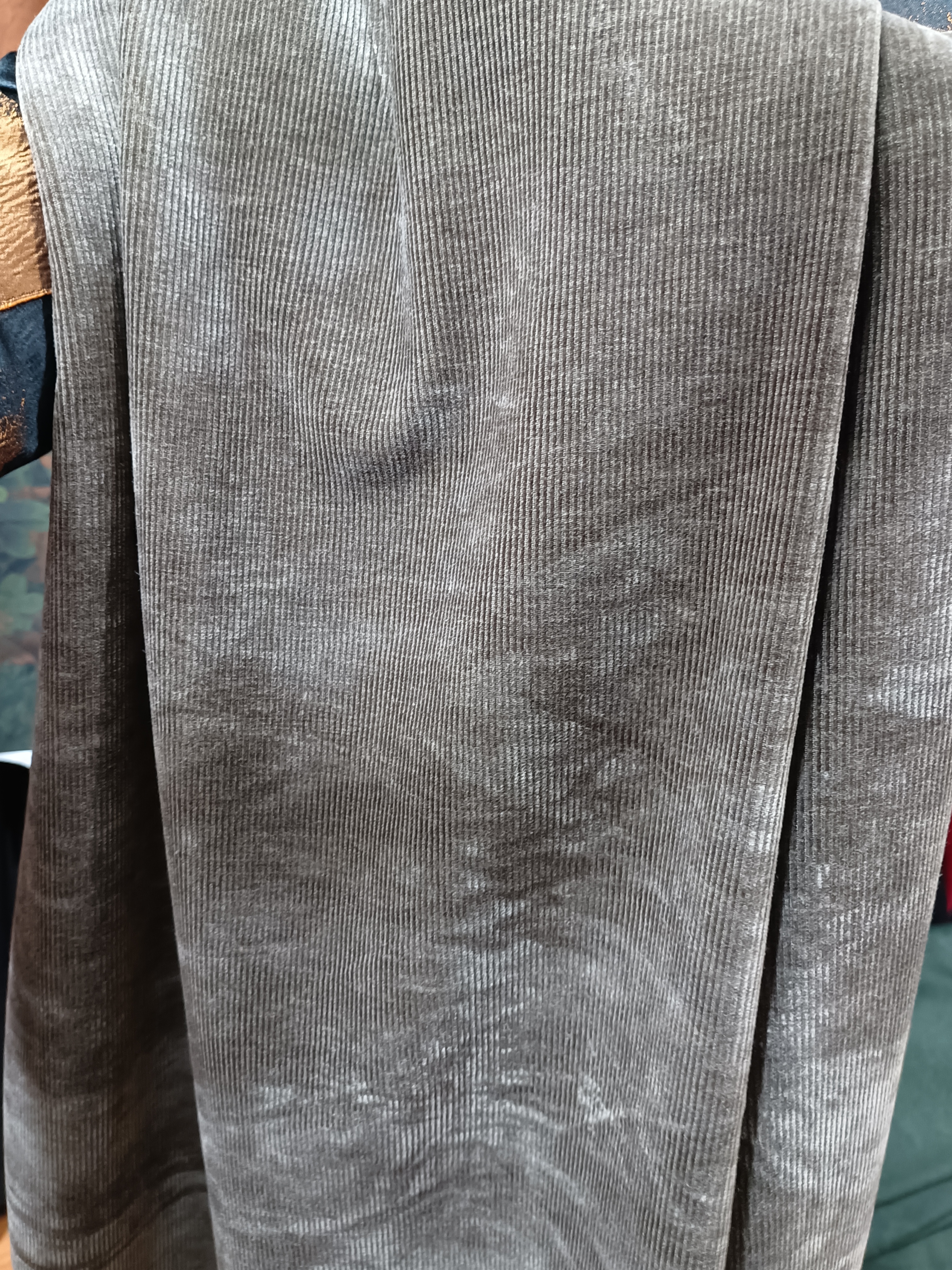 卡其色细条绒服装面料