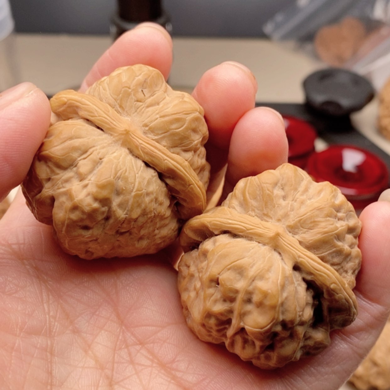 【闪购商品】文玩核桃吊坠那****事