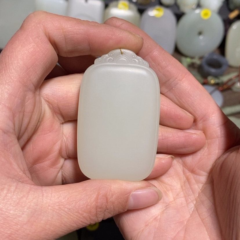 【闪购商品】和田玉挂件未镶嵌大**子