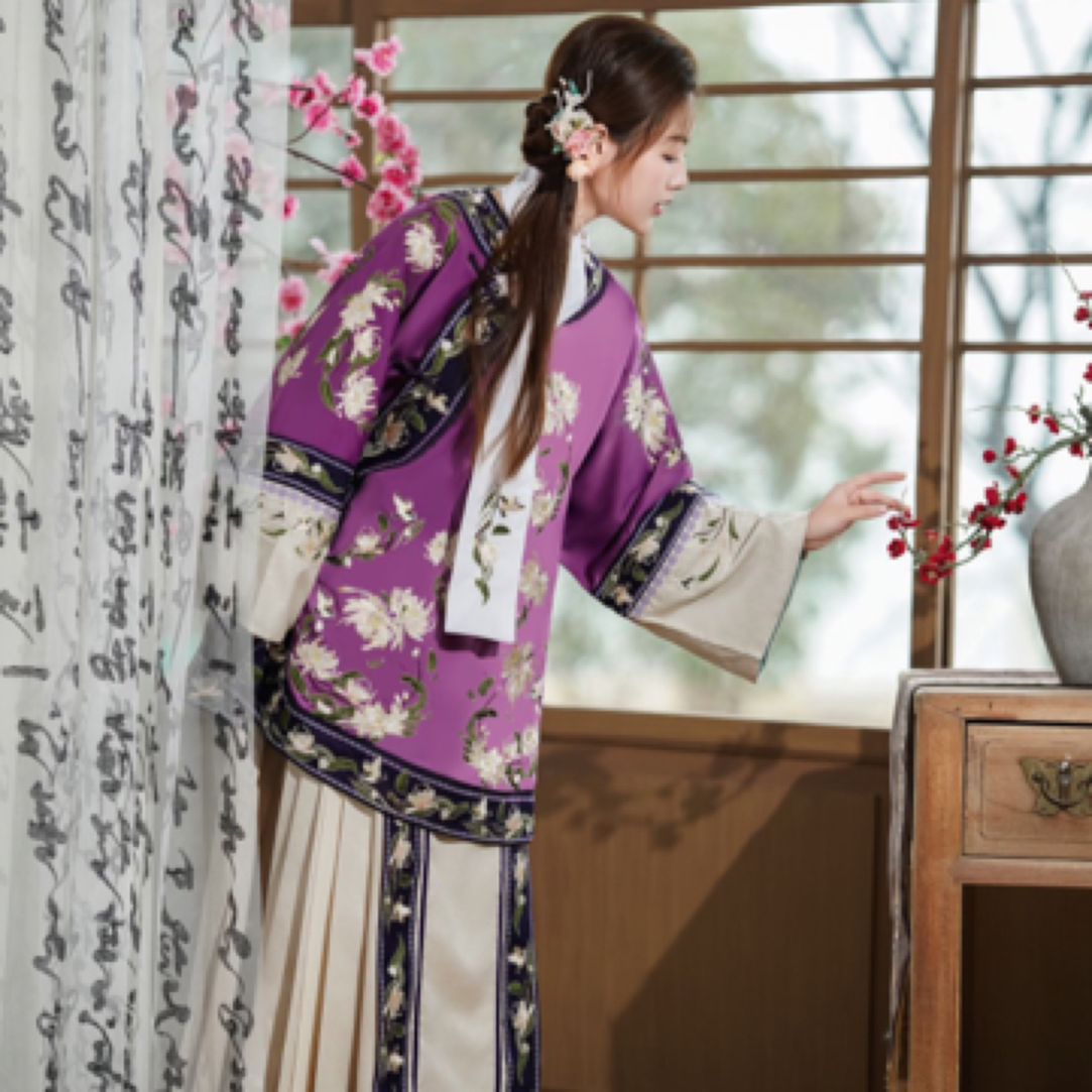 玉蝉花原创清汉女满绣款