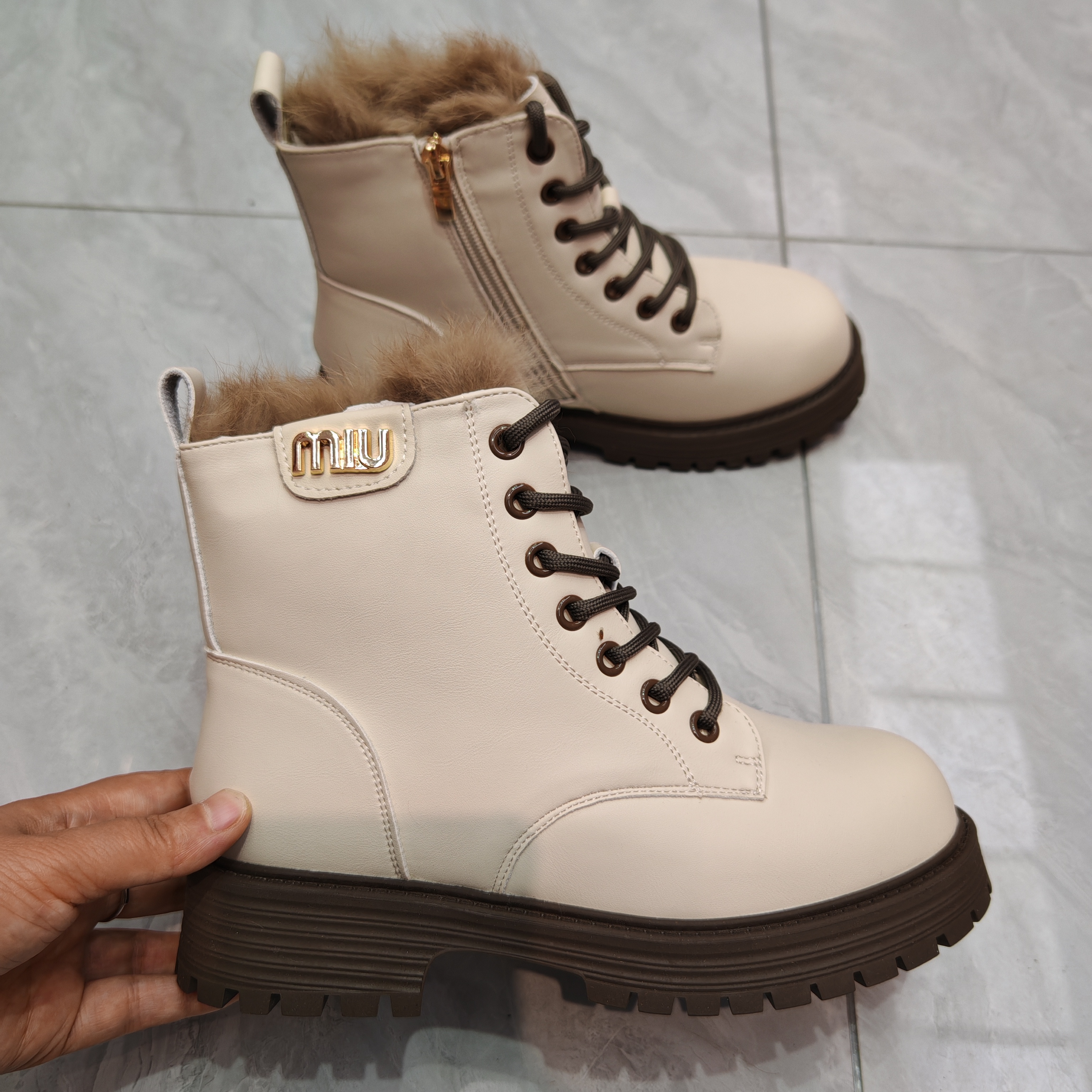 5509-3加绒加厚真毛冬季圆头粗跟百搭舒适女士时尚厚底系带马丁靴