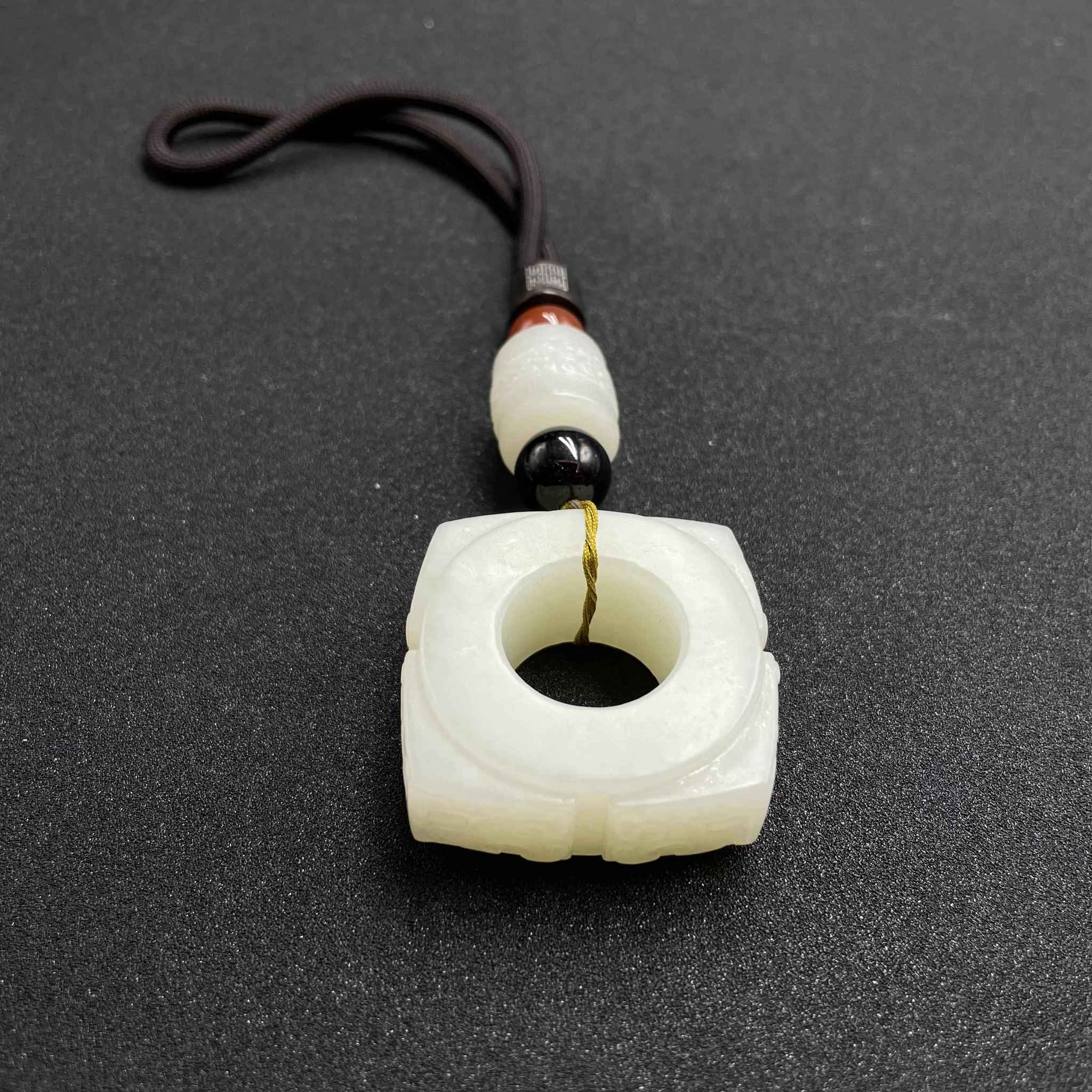 BY1226DPXQ277 和田玉扳指