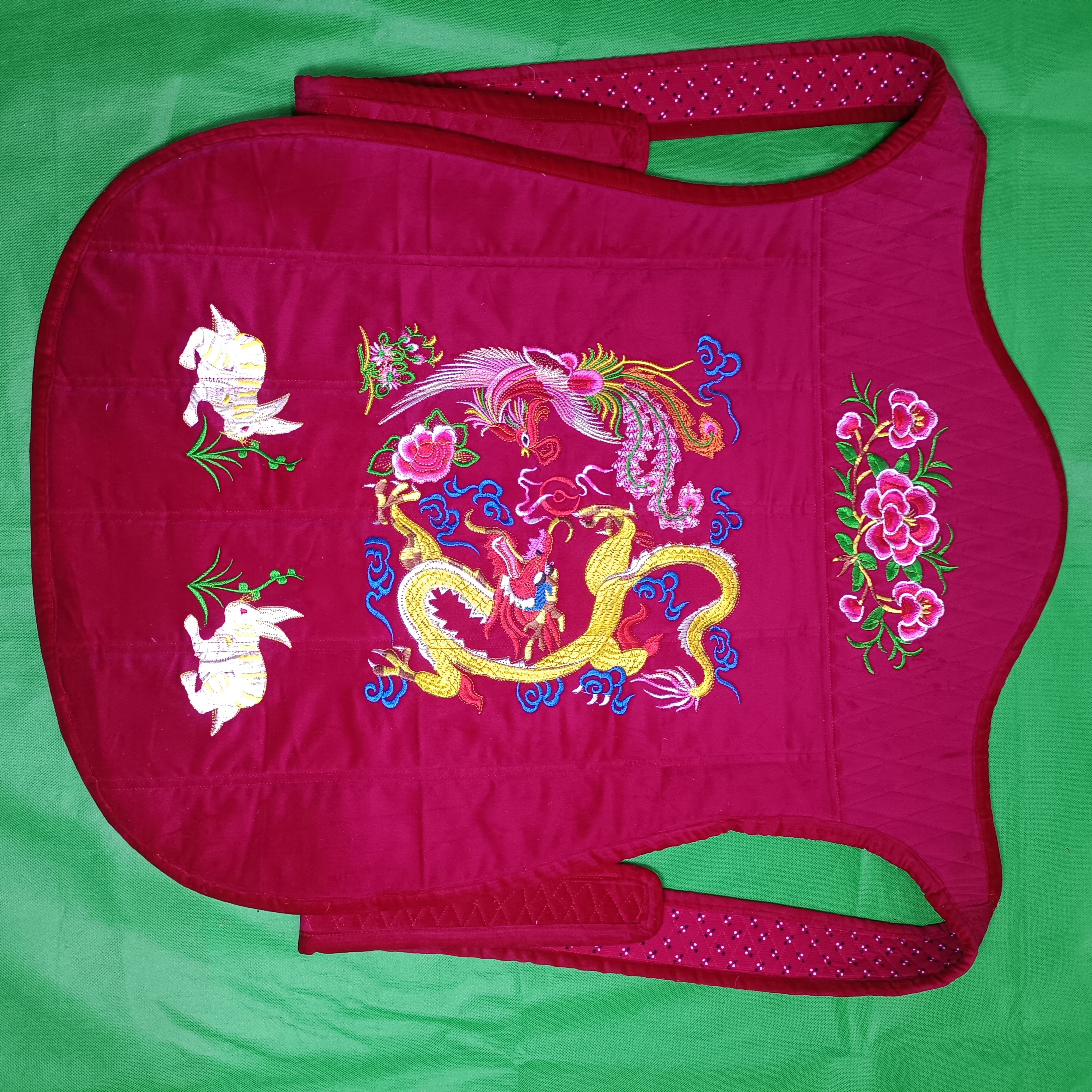 云南传统大号绣花背带单面宽50长80公分适合135斤以上的妈妈背