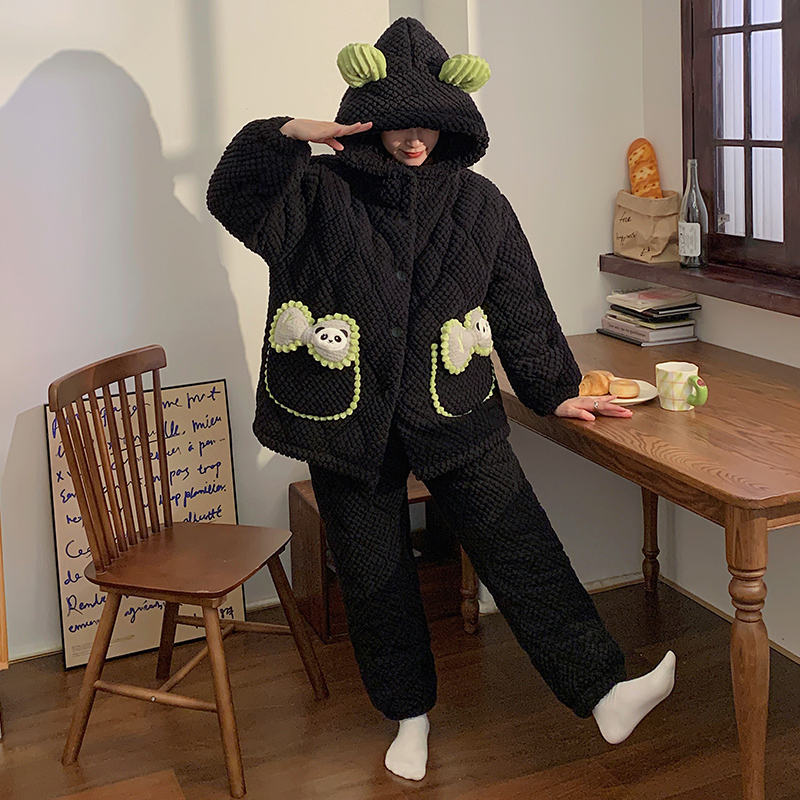 2023新款珊瑚绒睡衣女冬加厚加绒三层夹棉套装法兰绒高级感家居服