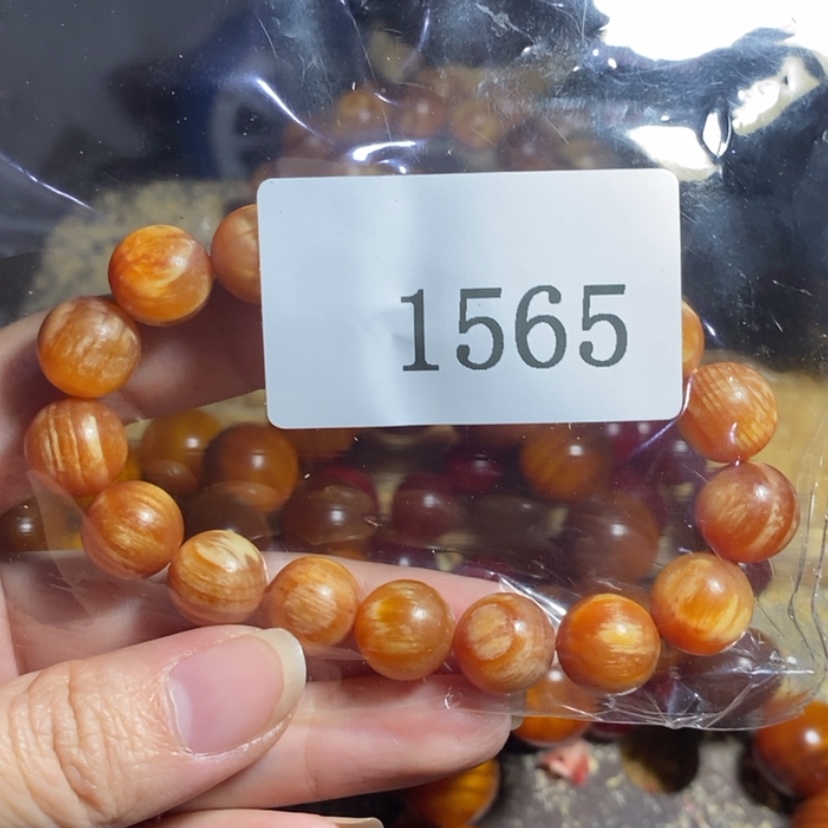 【闪购商品】血龙木核雕1.2/1565