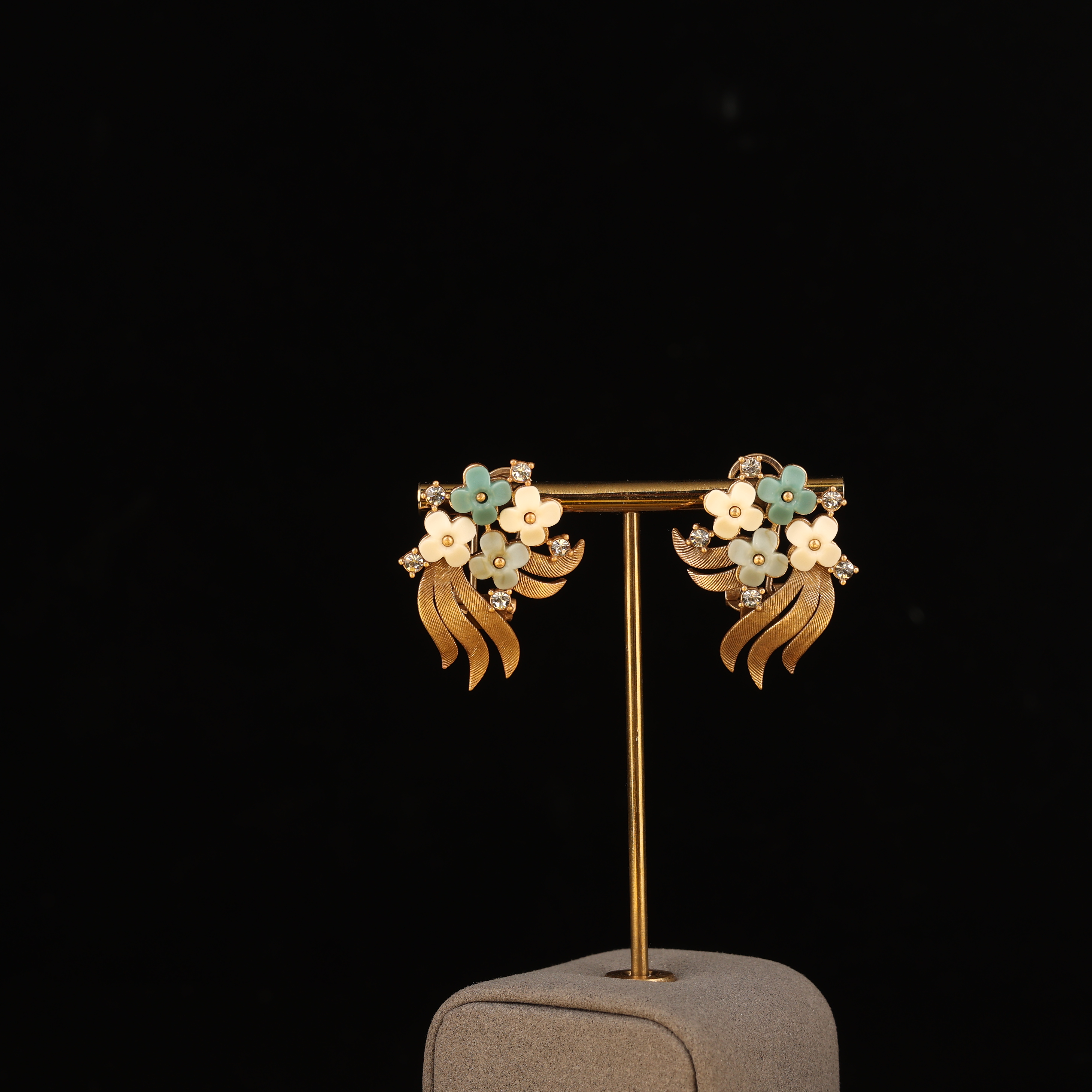 一漾 铜合金玻璃耳饰 小众设计轻奢 时尚气质花花耳环