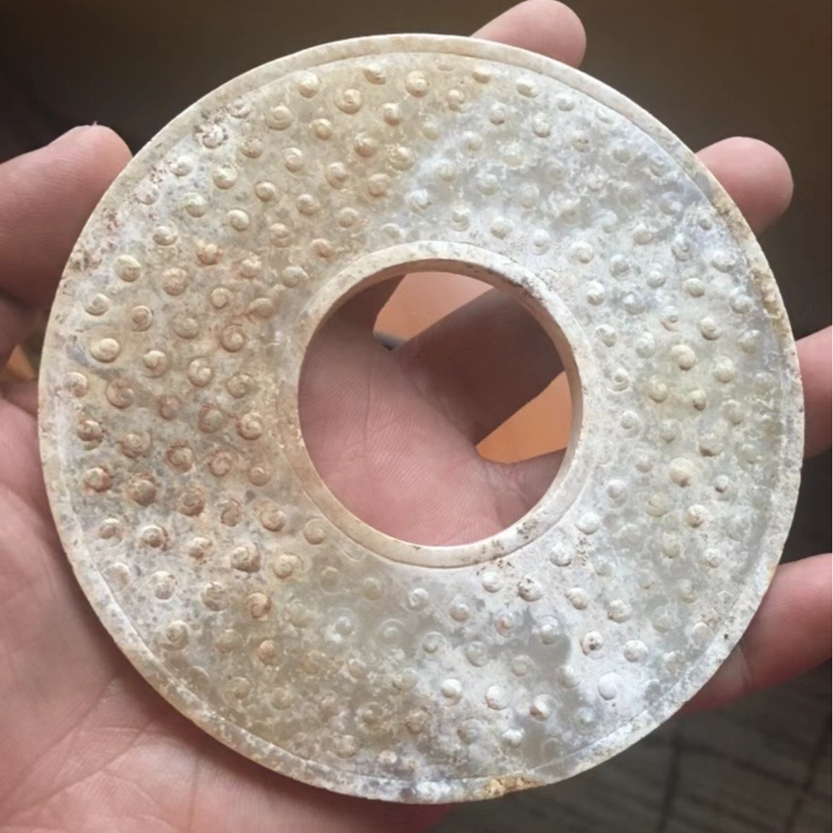 和田玉谷纹蝌蚪纹玉璧