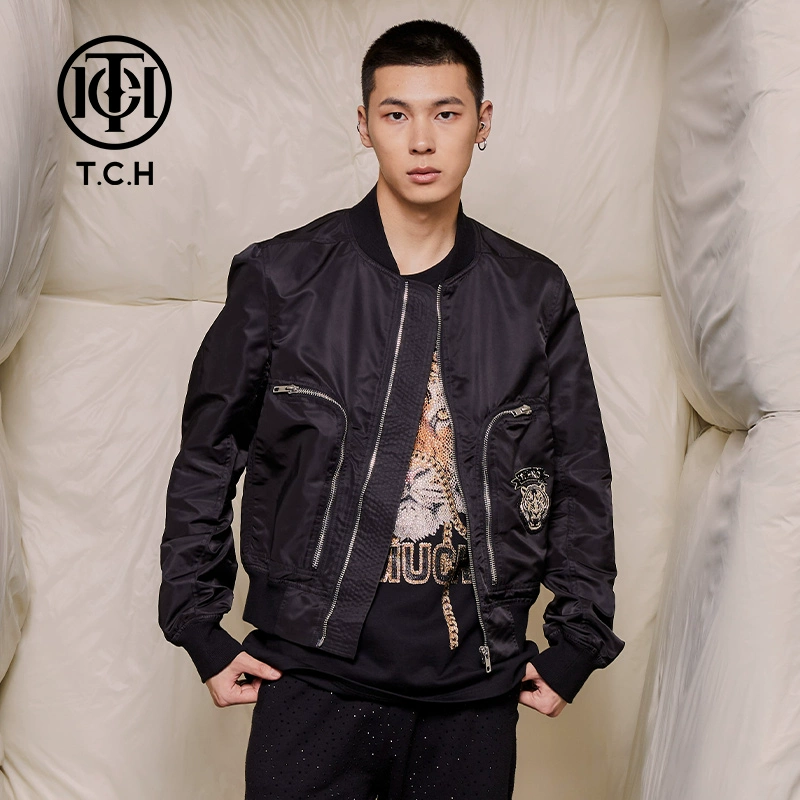 TCH轻奢烫钻工艺时尚洋气黑色宽松夹克厚棉服男T69D168005私服tch